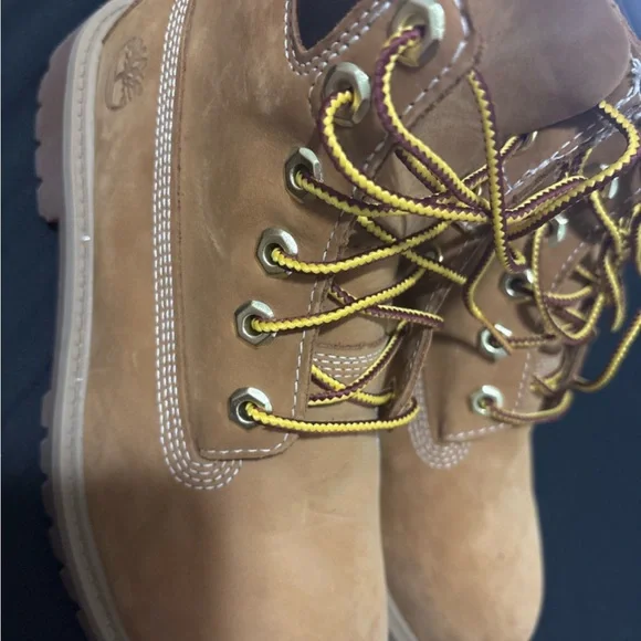 Timberland’s - Picture 2 of 2